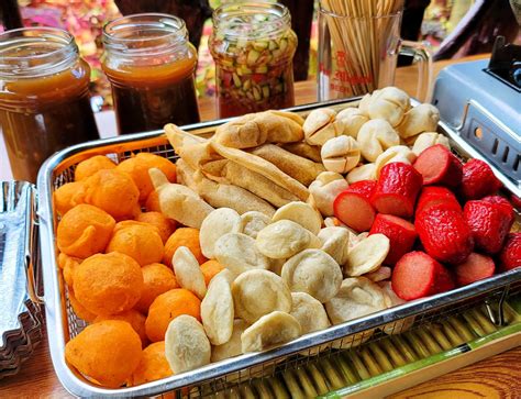 tusok tusok kay ate queenie|Easy Eats: Tusok Tusok Platter .